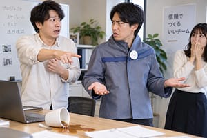 ぬれぎぬを現代技術で再解釈した濡れ衣防止ベスト